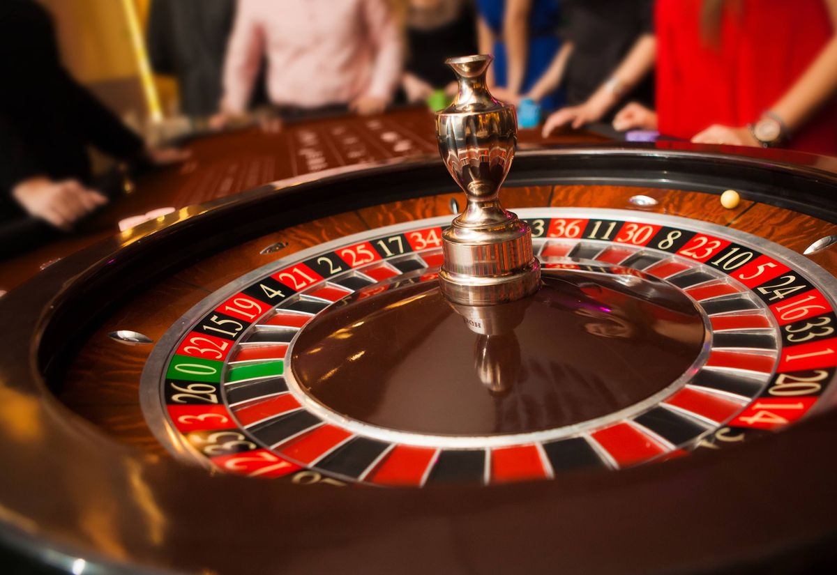 Mystic Slots کیسینو میں پوکر گیمز